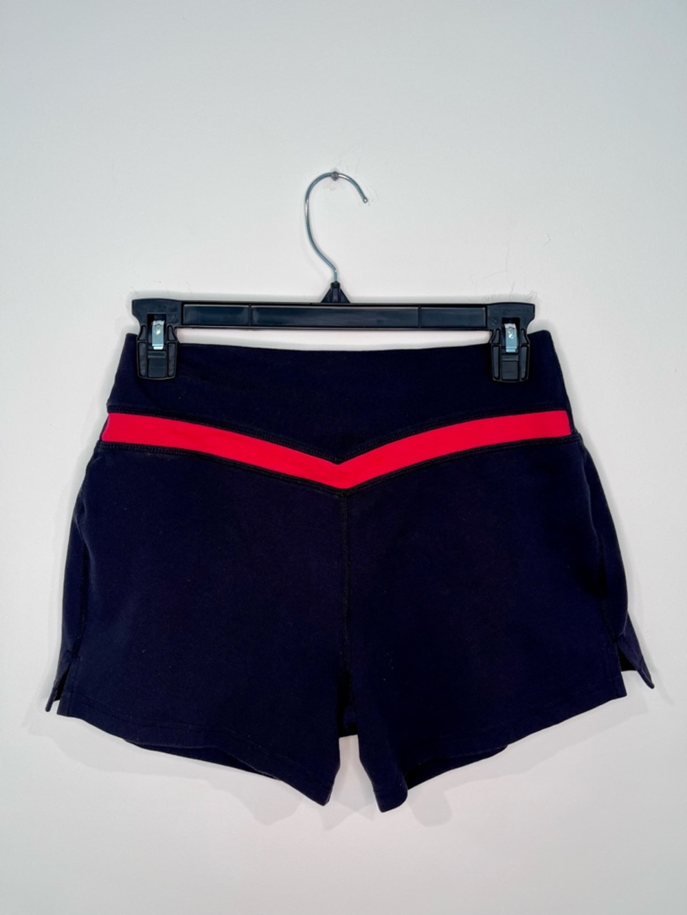 Nike Dri-FIT Black Athletic Shorts Pink Swoosh Size M - Picture 3 of 5